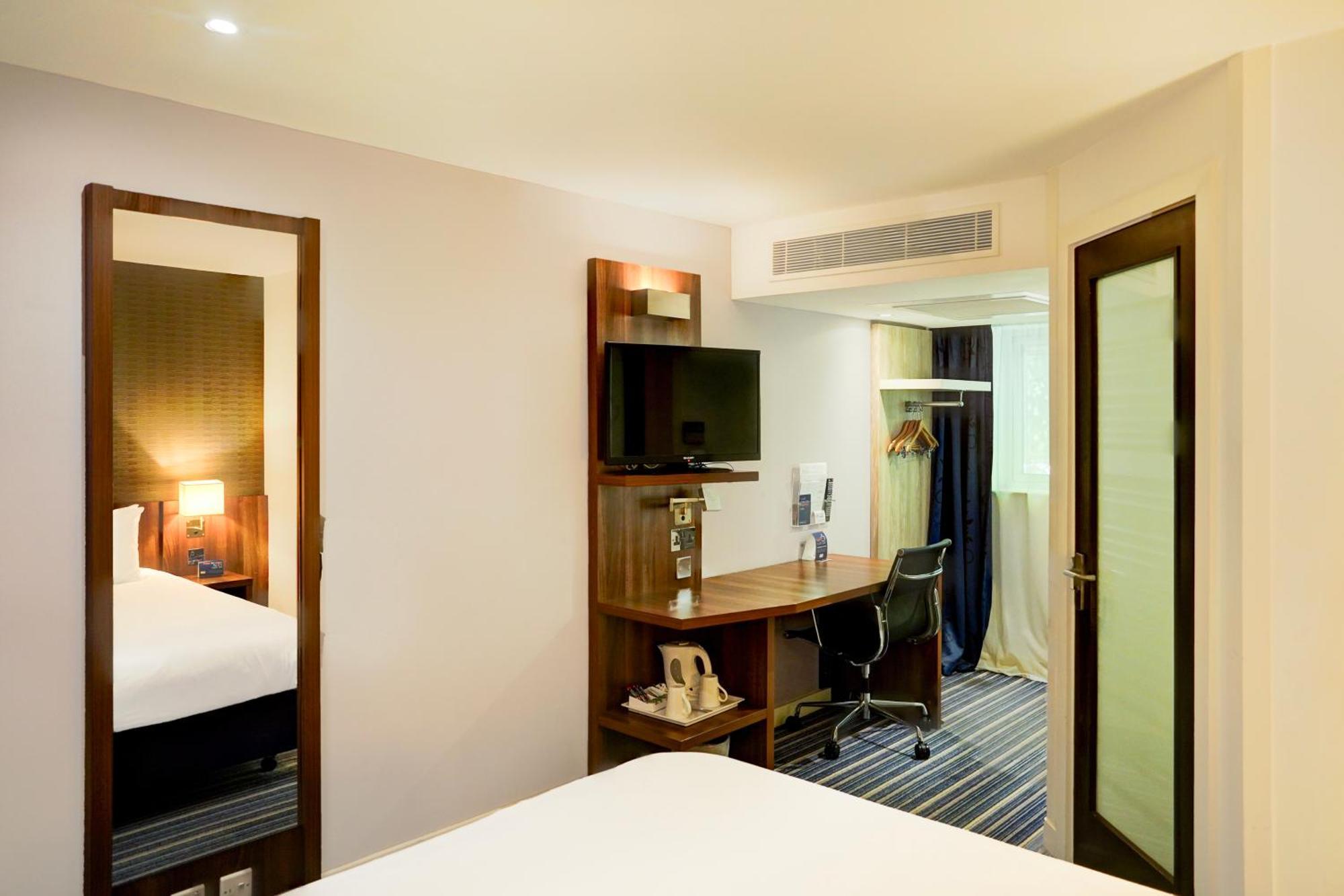 Belvilla Crewe City Centre Hotel Lifestyle Eksteriør billede