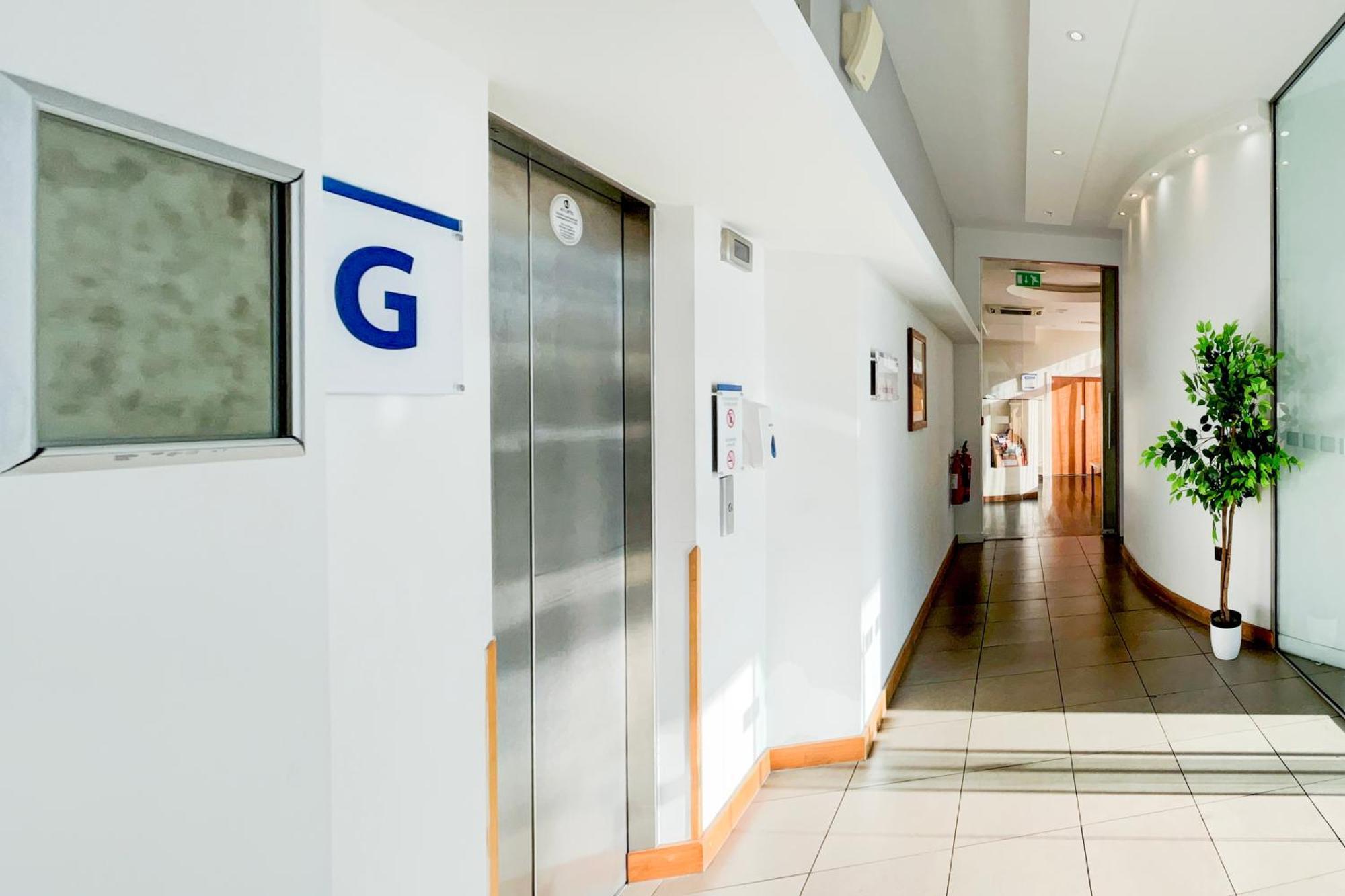 Belvilla Crewe City Centre Hotel Lifestyle Eksteriør billede